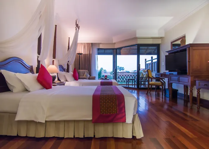 Angkor Palace & Siem Reap