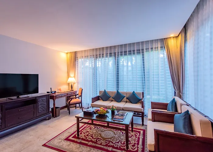 Angkor Palace & Resort 5*