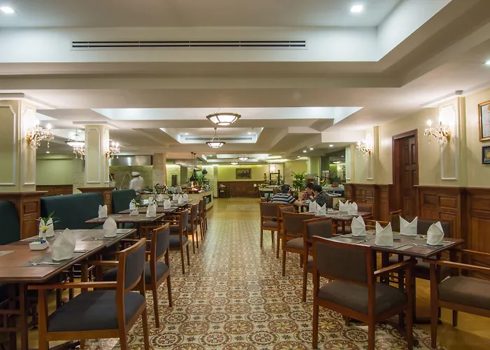 Angkor Palace & 5*