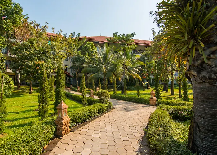 Angkor Palace & Resort 5*